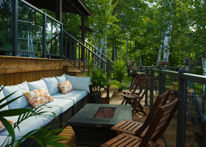 Lounge Area on wooden deck at Footprints Resort