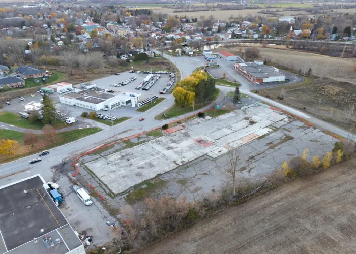 27 Elaine Crescent. An empty industrial property in Stirling Ontario.